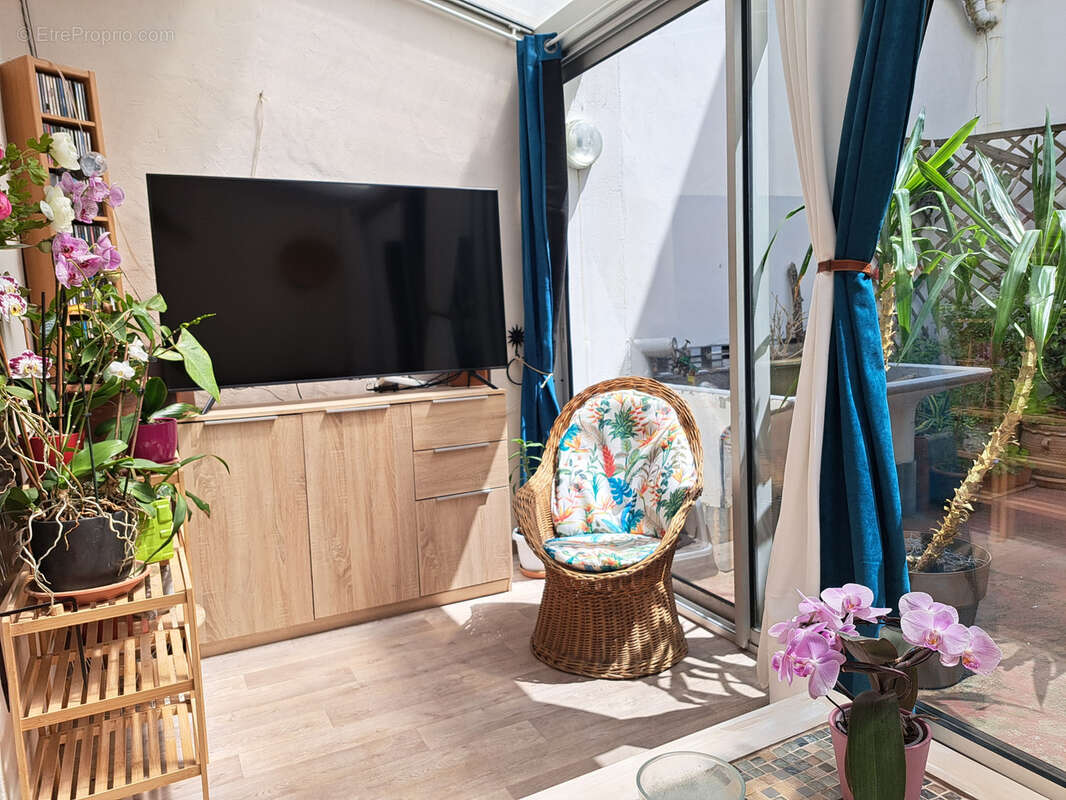 Maison à THEZAN-DES-CORBIERES