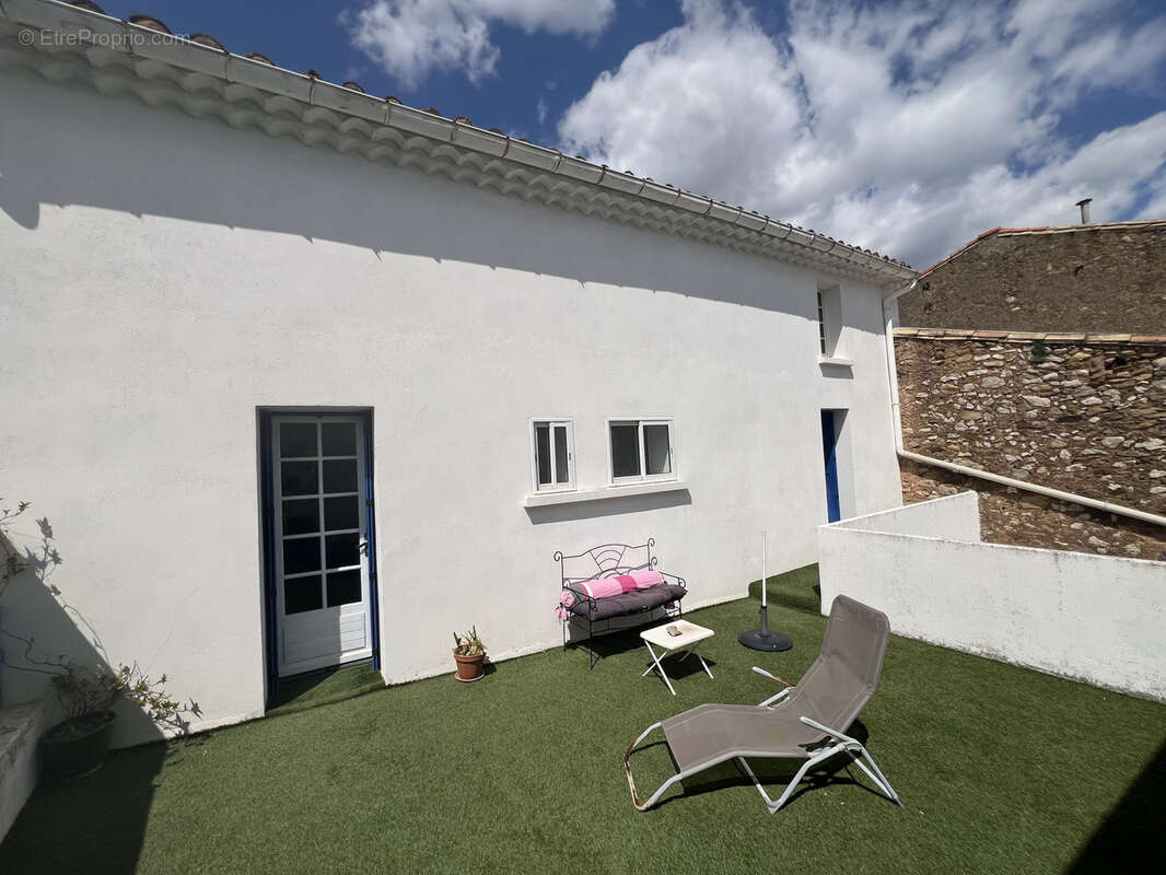 Maison à THEZAN-DES-CORBIERES