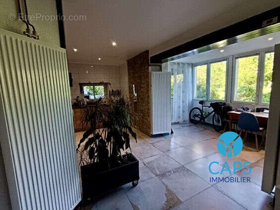 Maison à PUY-L&#039;EVEQUE