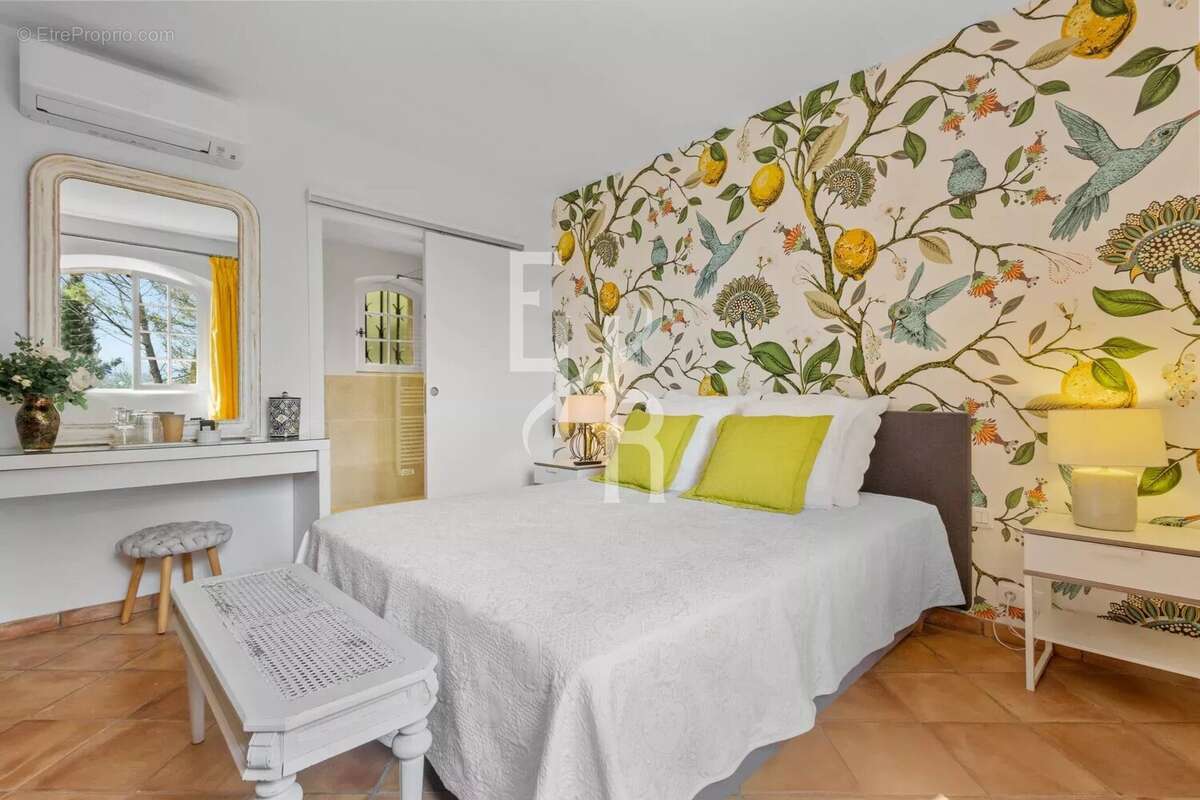 Maison à SPERACEDES