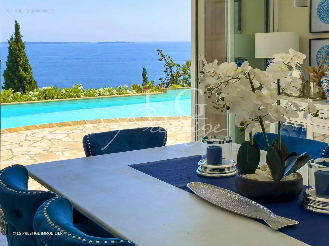 Maison à THEOULE-SUR-MER