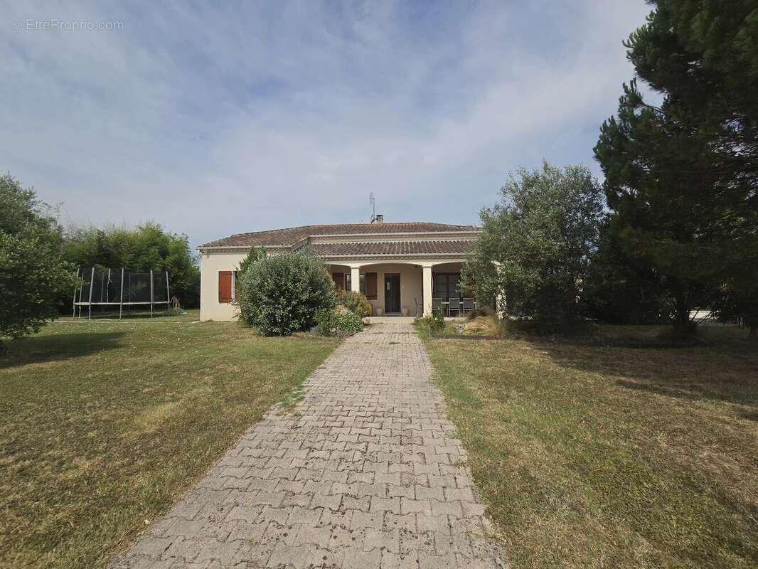 Appartement à MIRAMONT-DE-GUYENNE