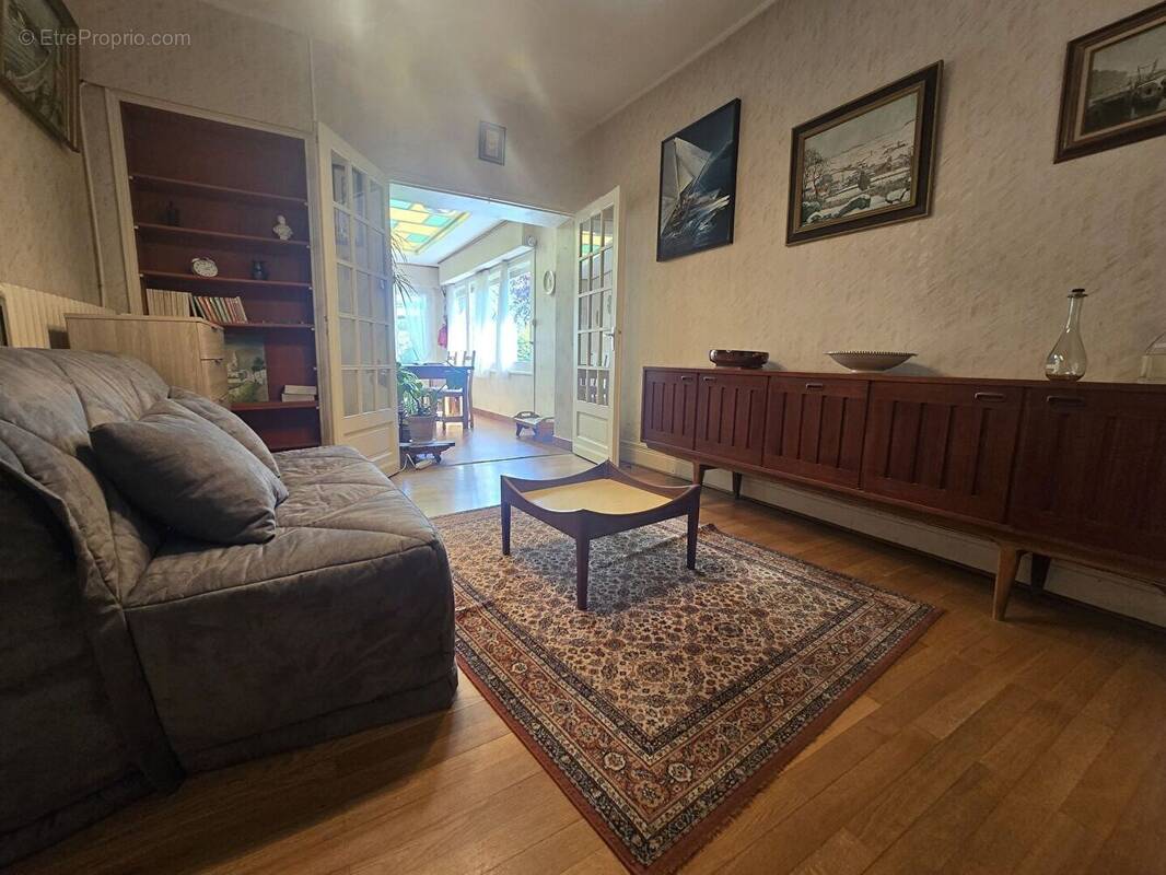 Maison à SAINT-MARTIN-BOULOGNE