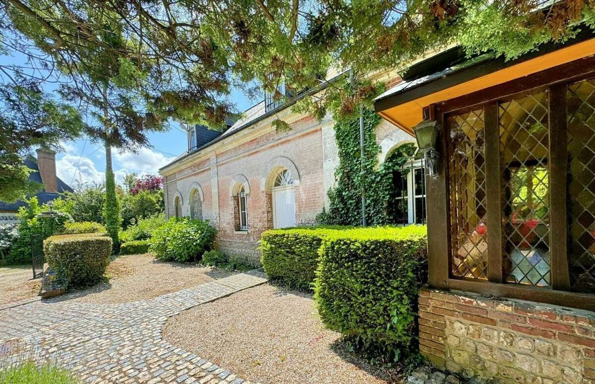 Maison à SAINT-JOUIN-BRUNEVAL