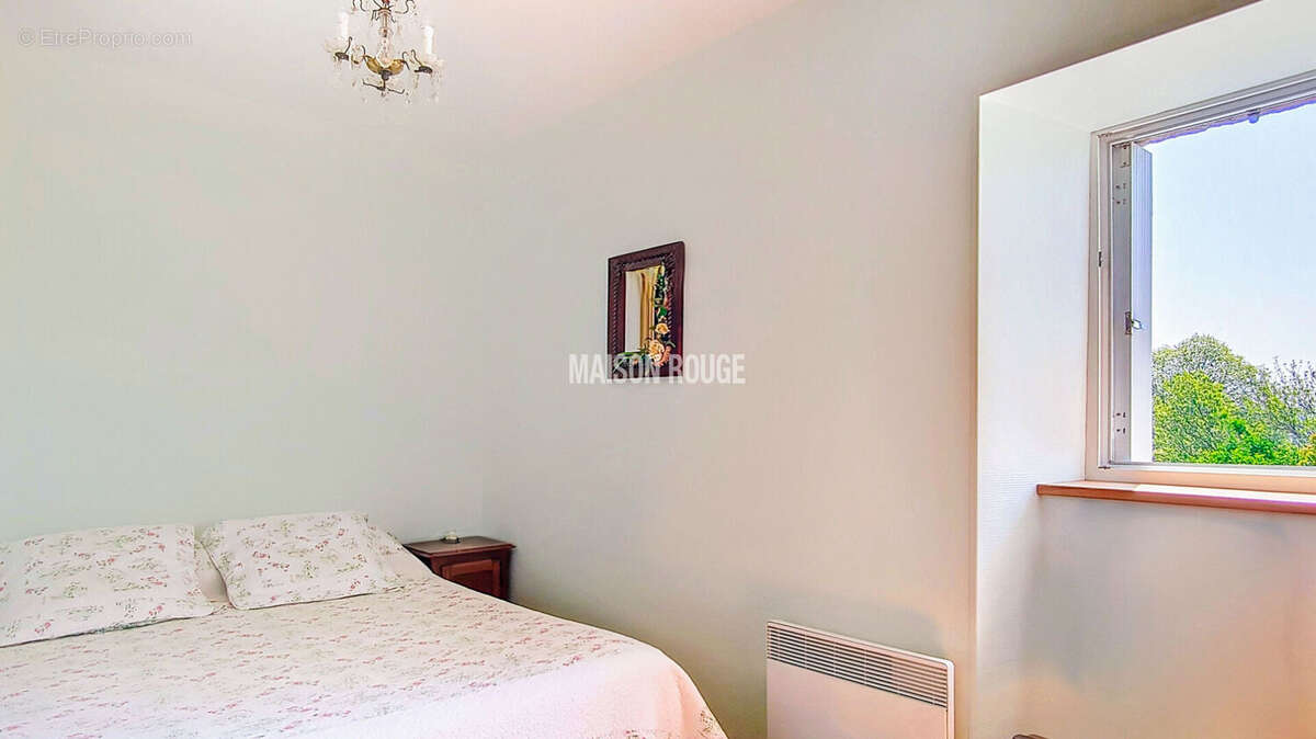 Maison à LEZARDRIEUX