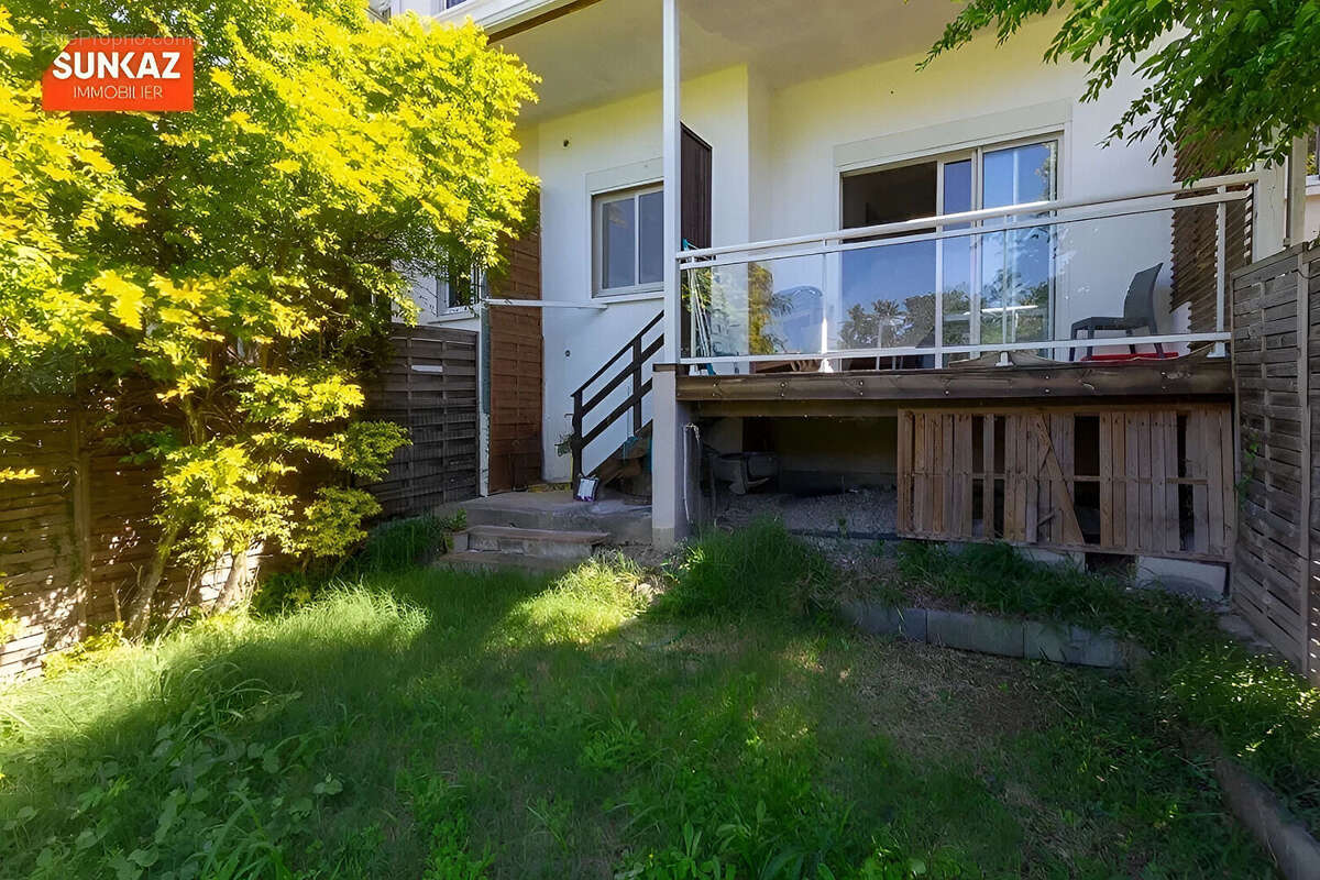 Maison à L&#039;ETANG-SALE