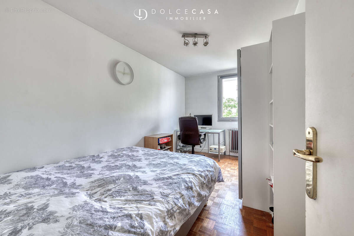 Appartement à LE PERREUX-SUR-MARNE