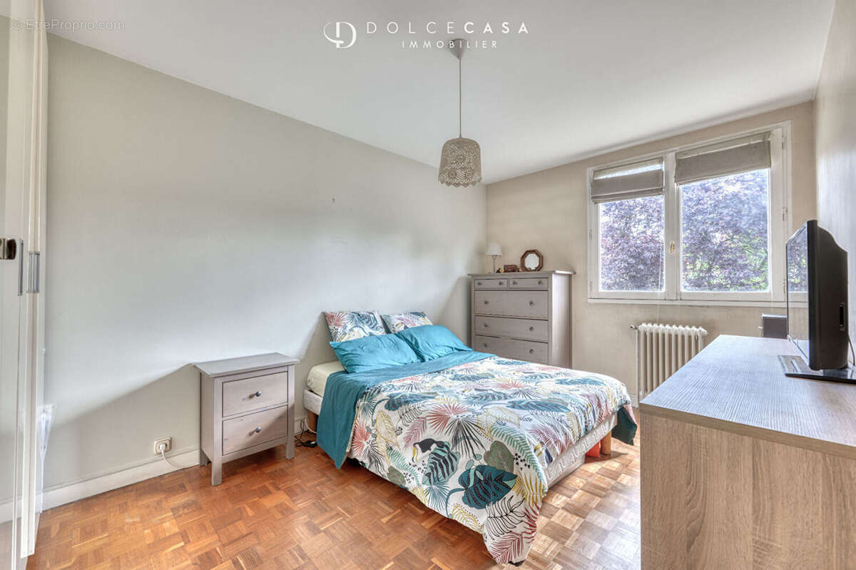 Appartement à LE PERREUX-SUR-MARNE