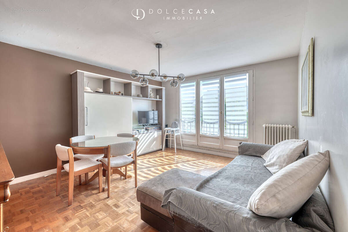 Appartement à LE PERREUX-SUR-MARNE