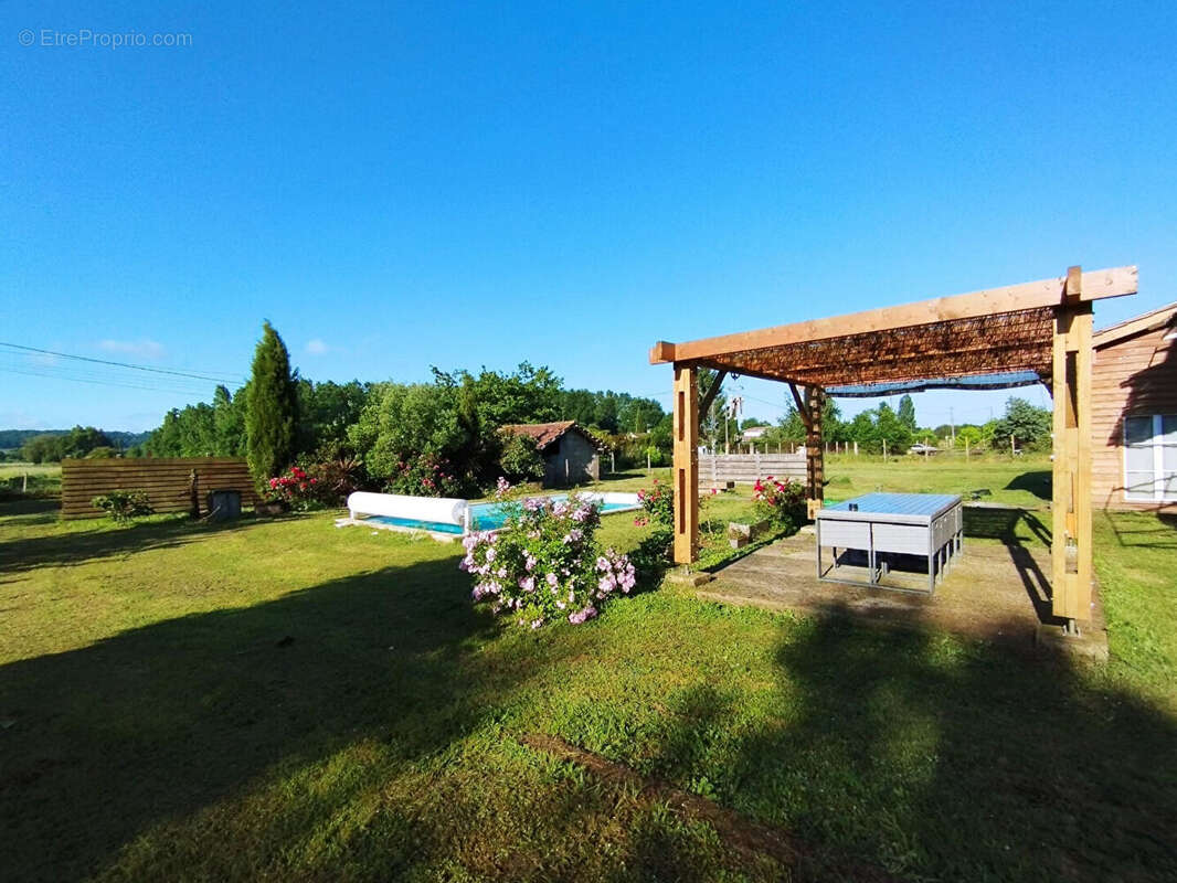 Maison à SAINT-ANTOINE-DE-BREUILH