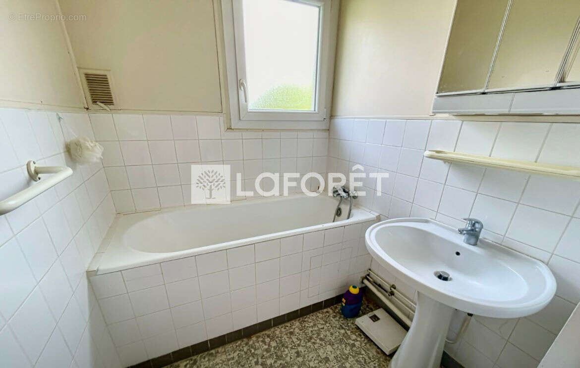 Maison à CHENNEVIERES-SUR-MARNE