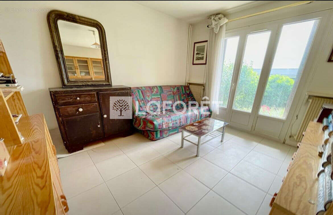 Maison à CHENNEVIERES-SUR-MARNE