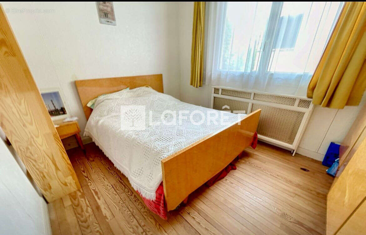 Maison à CHENNEVIERES-SUR-MARNE