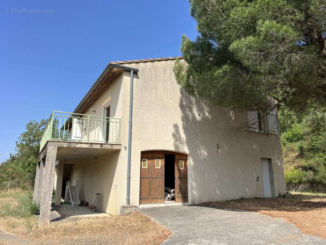 Maison à LAROQUE-DE-FA