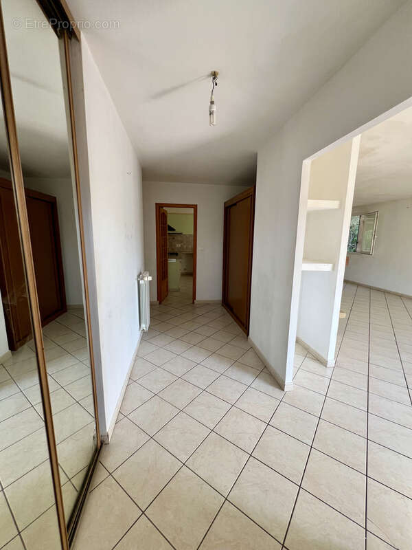 Maison à LAROQUE-DE-FA