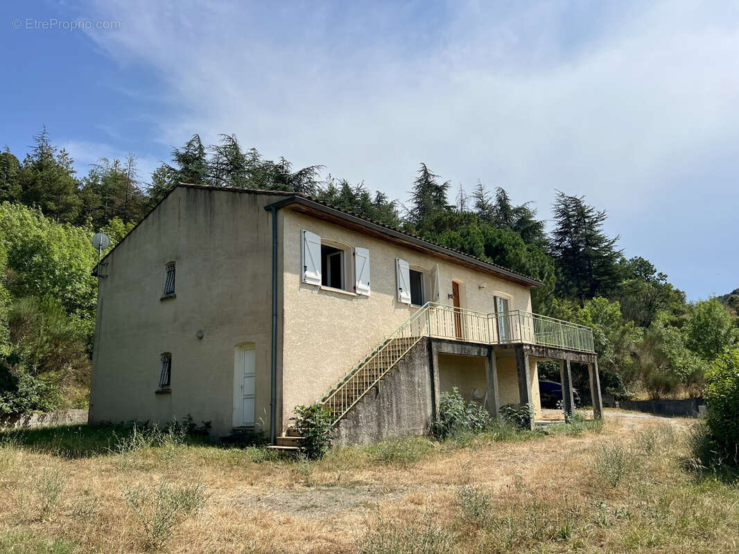 Maison à LAROQUE-DE-FA