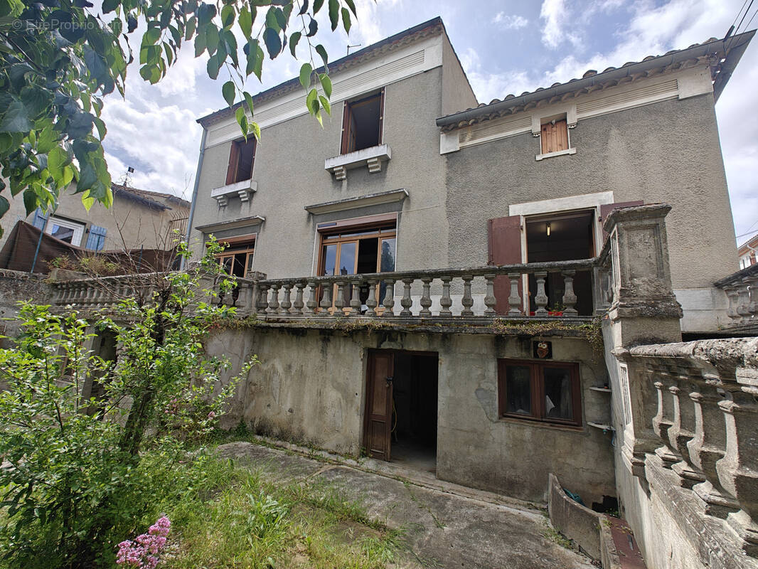 Maison à COUIZA