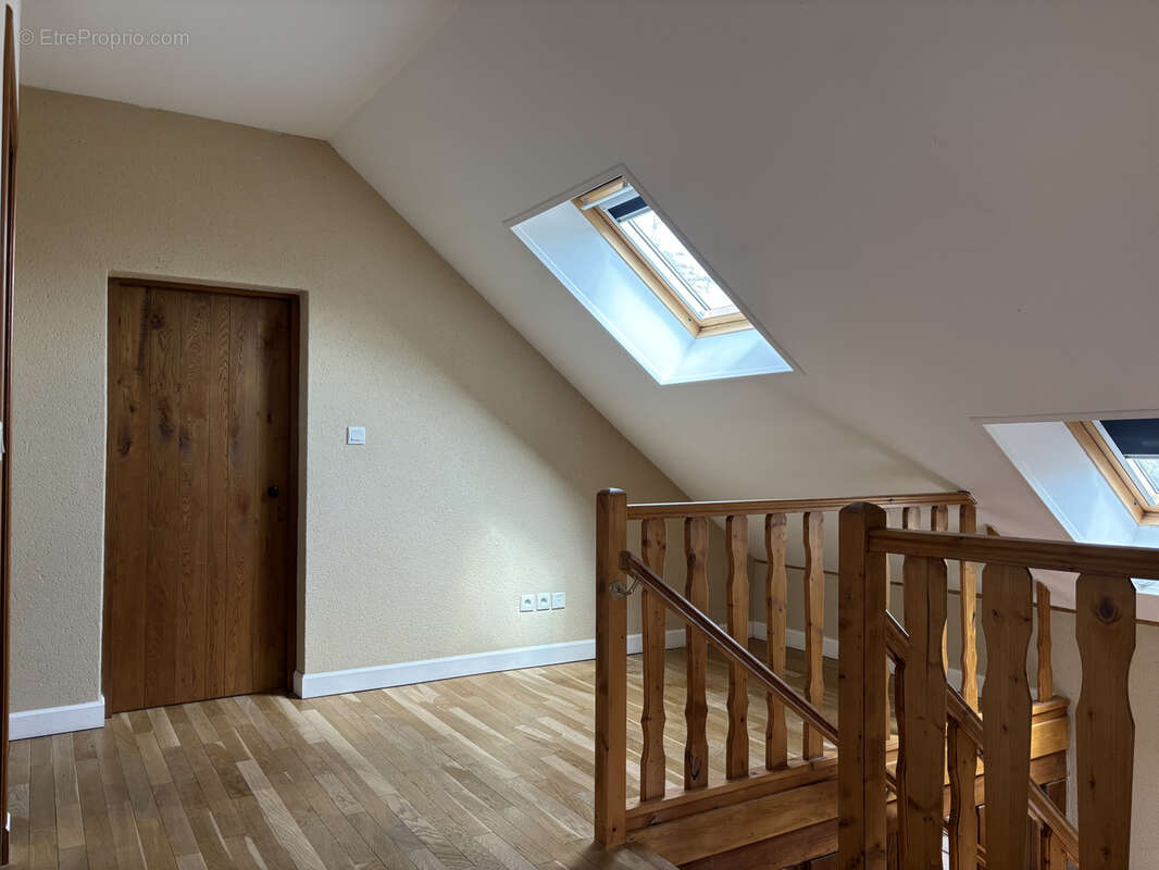 Maison à LE MELE-SUR-SARTHE