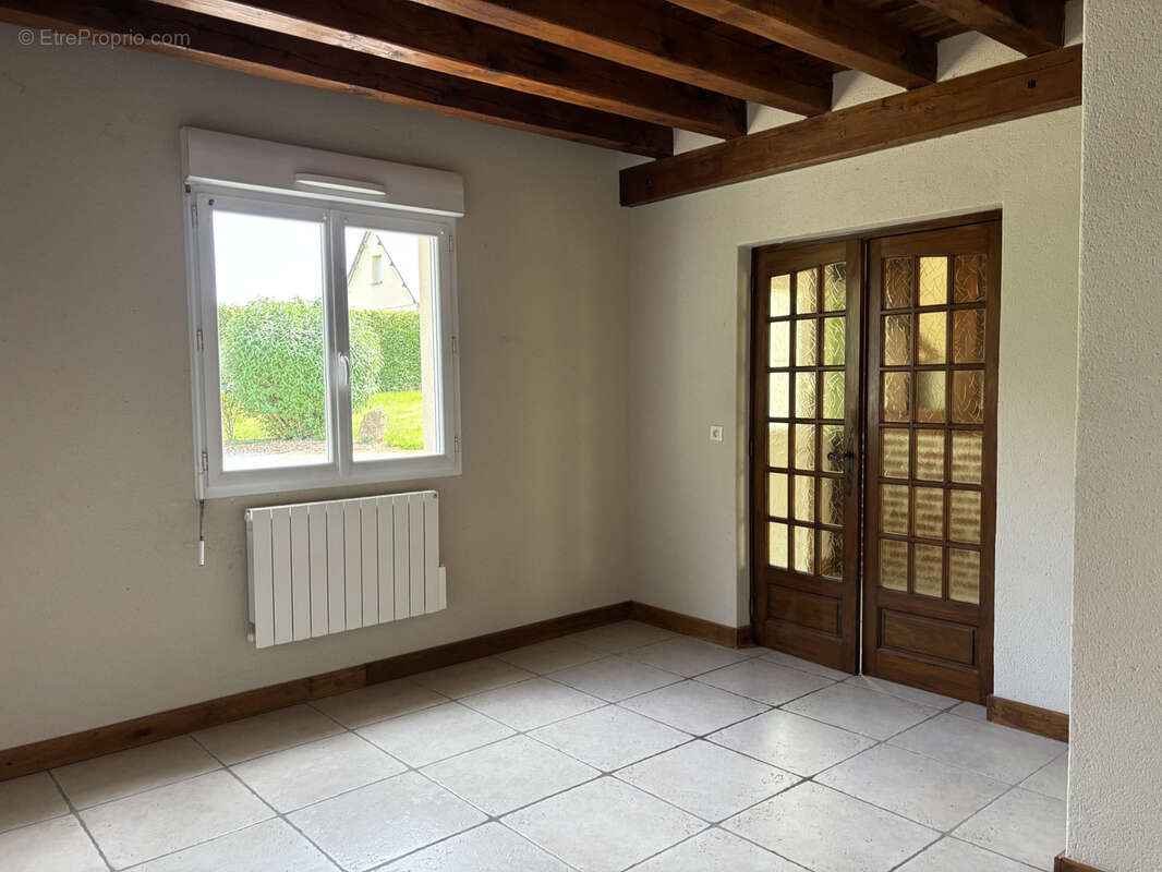 Maison à LE MELE-SUR-SARTHE