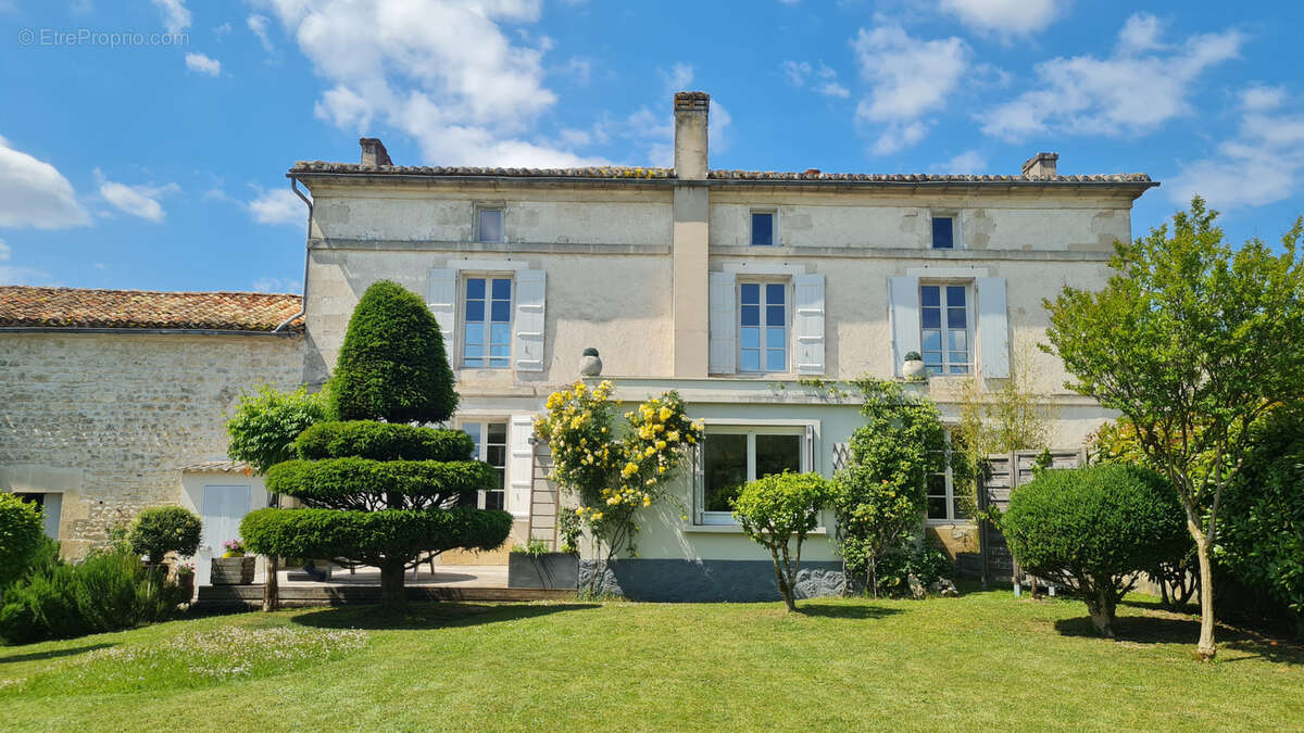 Maison à SAINT-SATURNIN