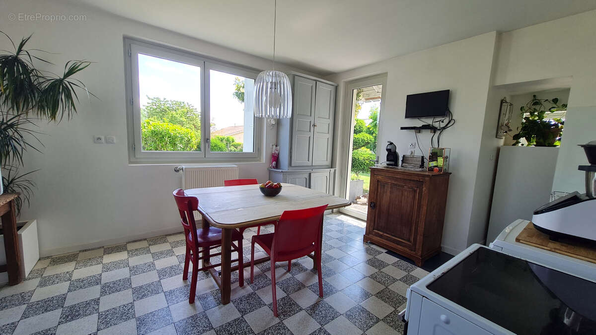 Maison à SAINT-SATURNIN