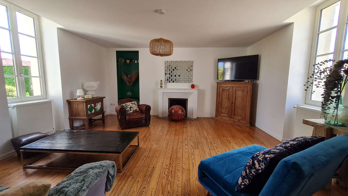 Maison à SAINT-SATURNIN