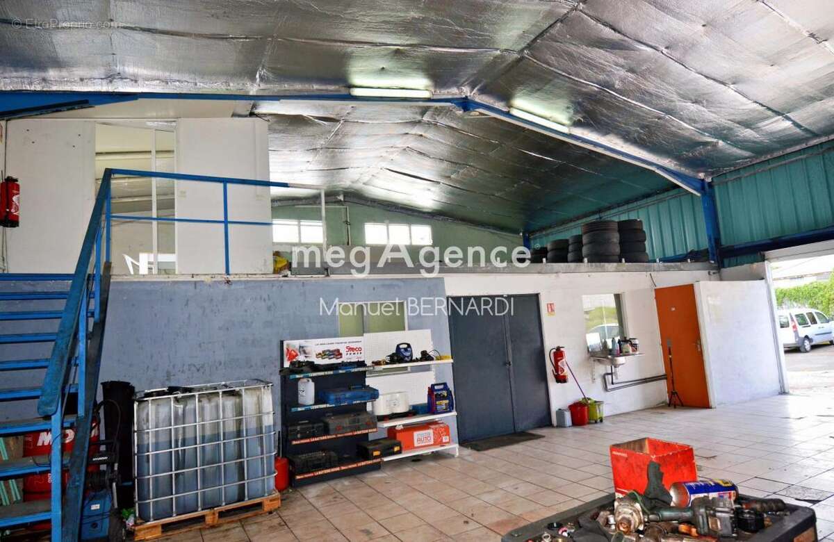 Commerce à PETIT-BOURG