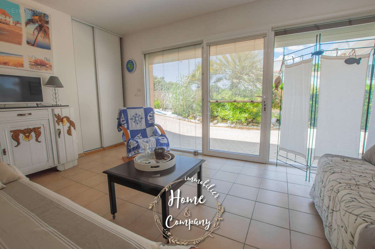 Maison à SAINT-GEORGES-DE-DIDONNE