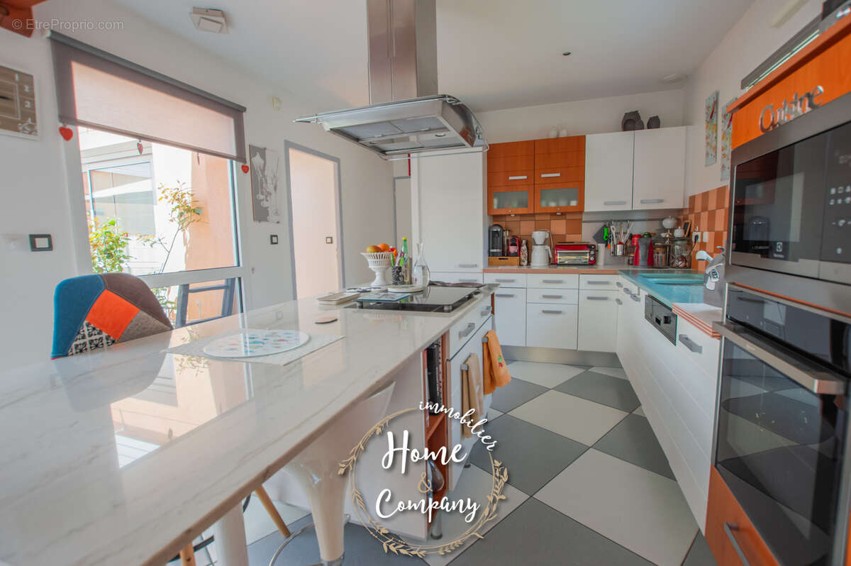 Maison à SAINT-GEORGES-DE-DIDONNE