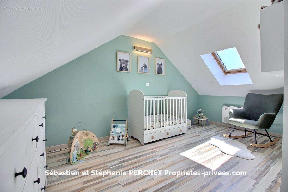 Maison à SAINT-PERAVY-LA-COLOMBE