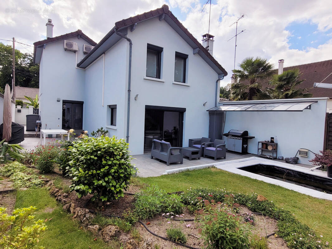 Maison à LIVRY-GARGAN