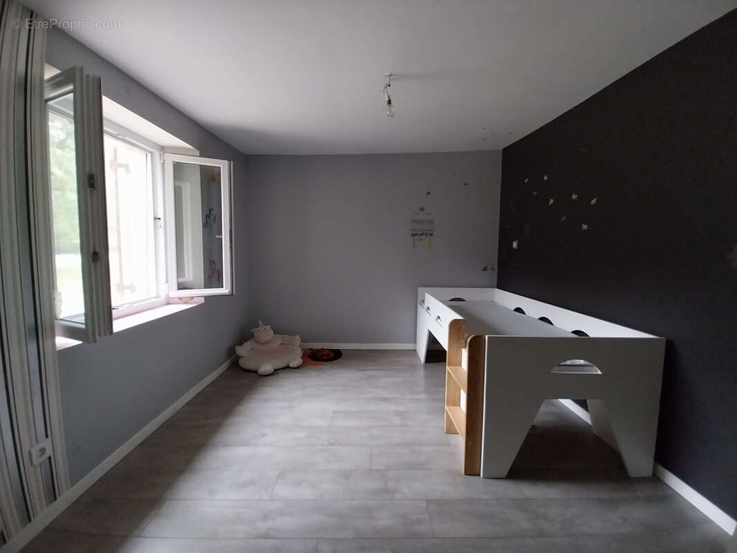 Maison à COULOUNIEIX-CHAMIERS