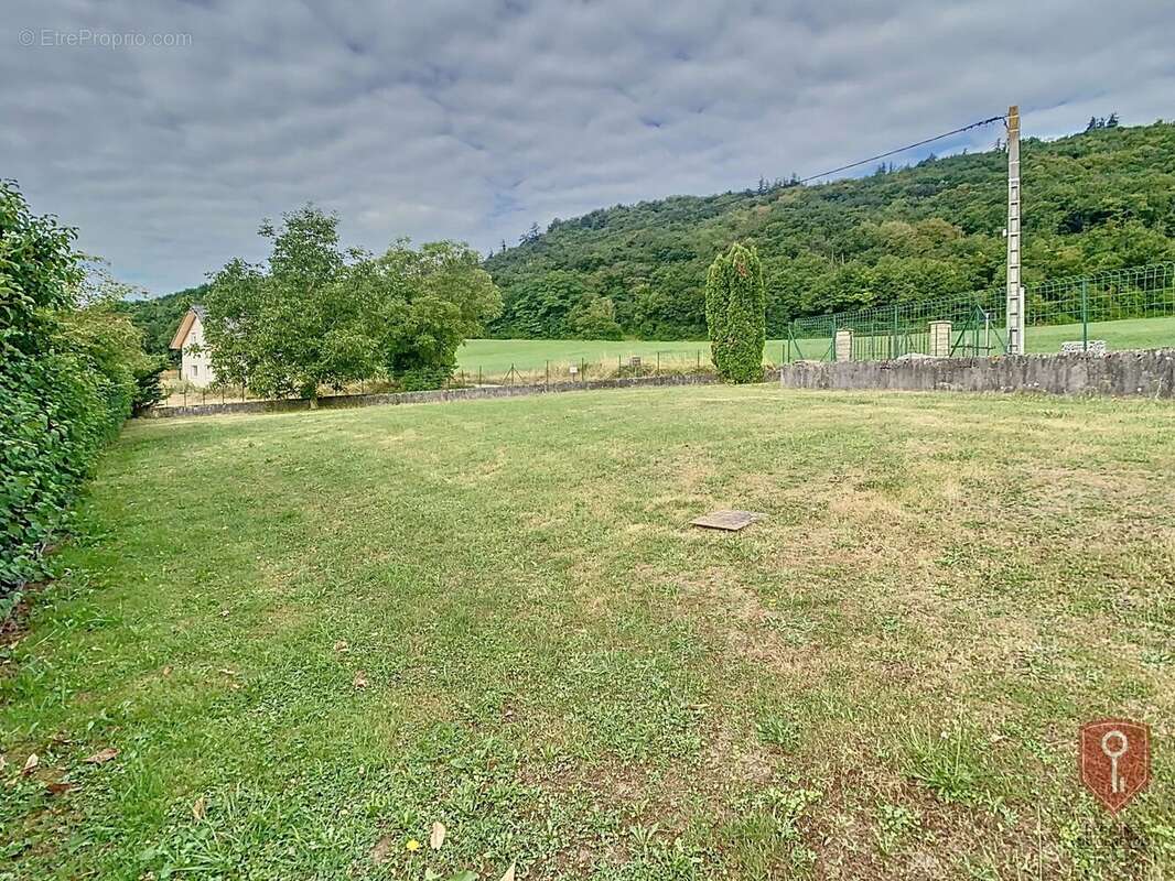 Terrain à CHAUMONT