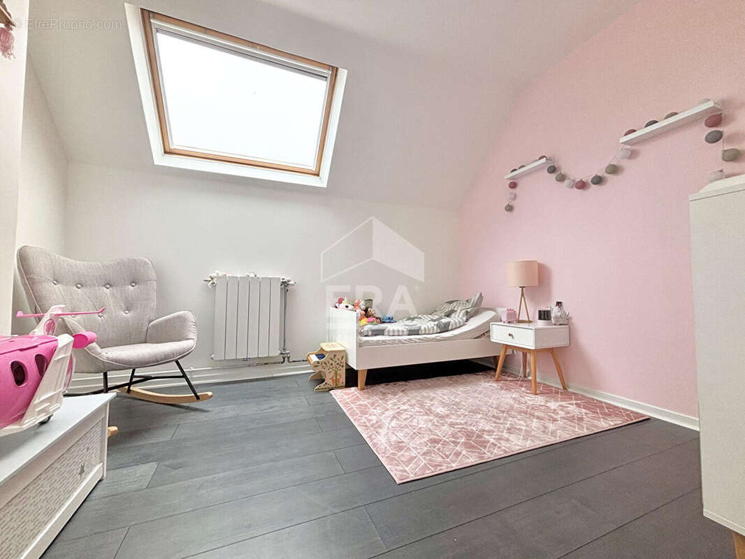 Maison à PONTAULT-COMBAULT