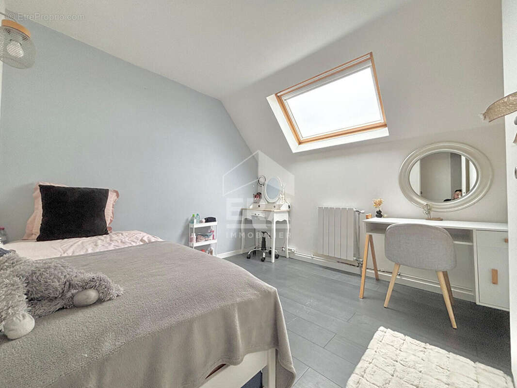 Maison à PONTAULT-COMBAULT