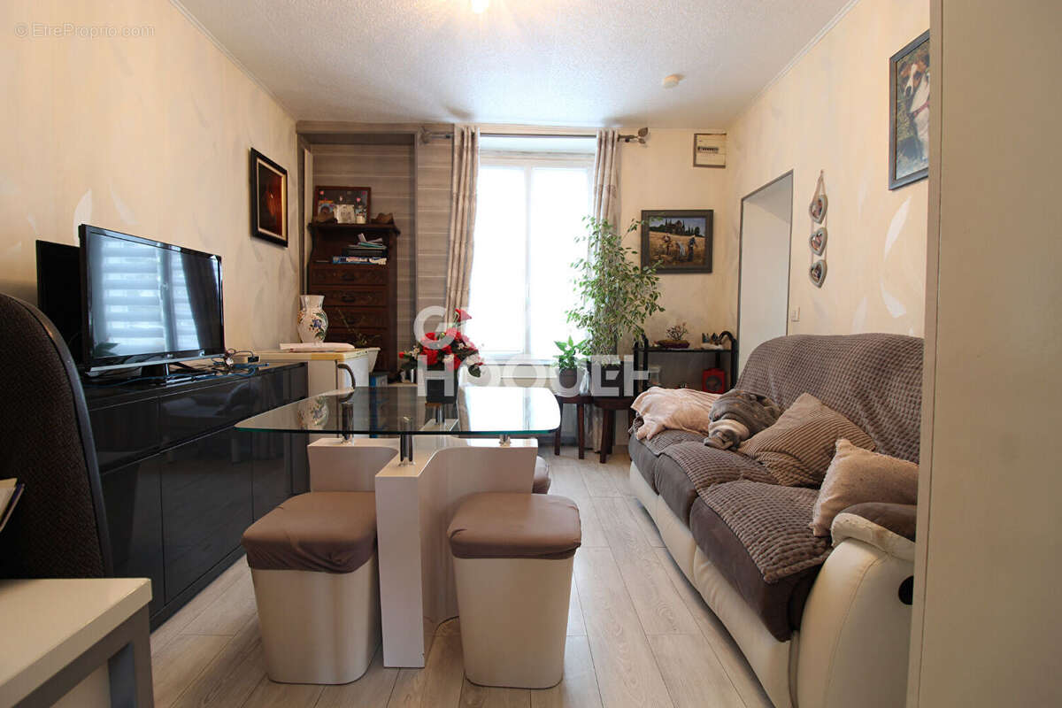 Appartement à MORMANT