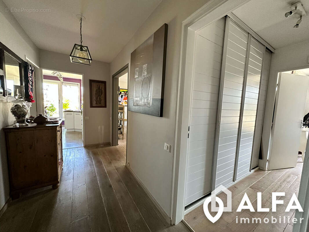 Appartement à SAINT-GRATIEN