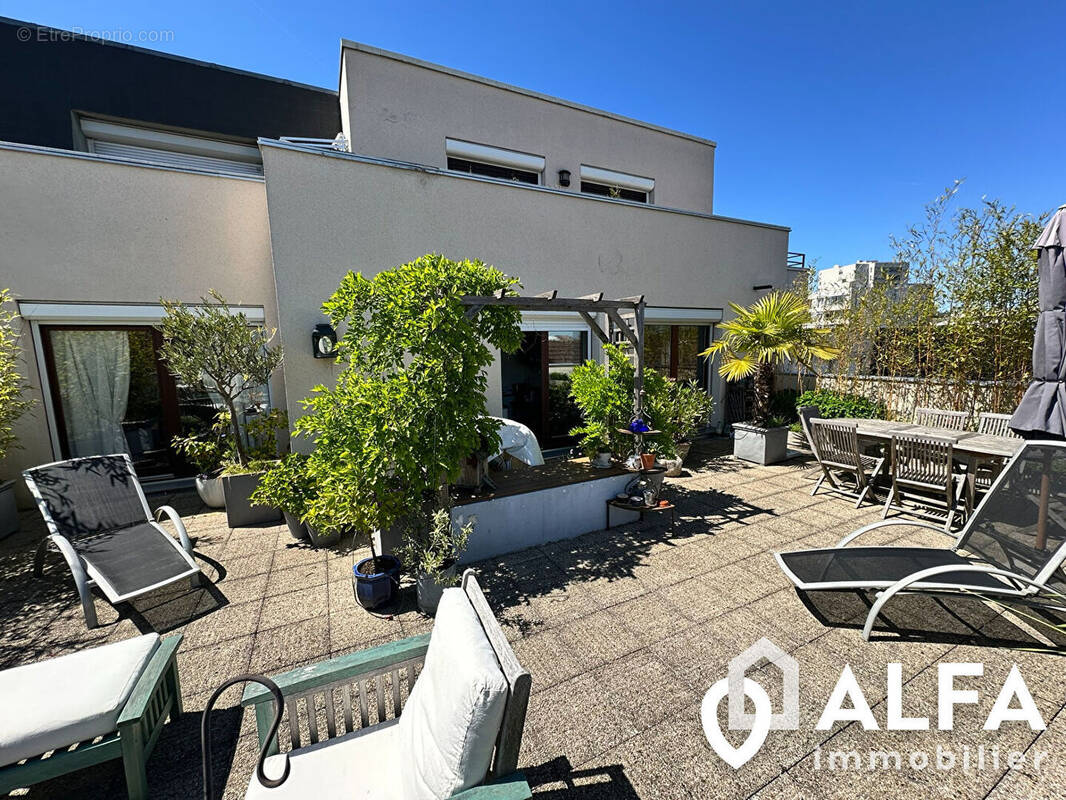 Appartement à SAINT-GRATIEN