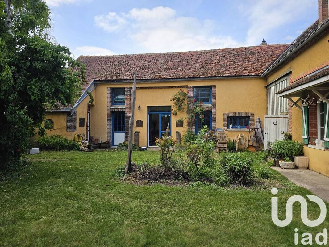 Photo 1 - Maison à VAUMORT