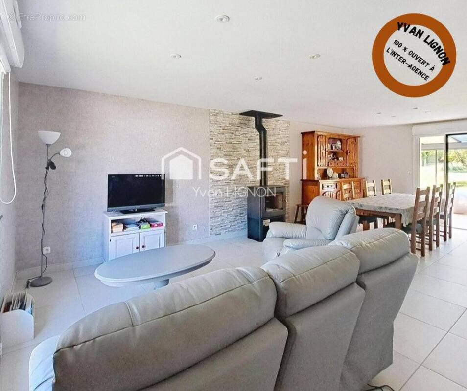 Photo 1 - Maison à SAINT-LYPHARD