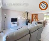 Photo 1 - Maison à SAINT-LYPHARD