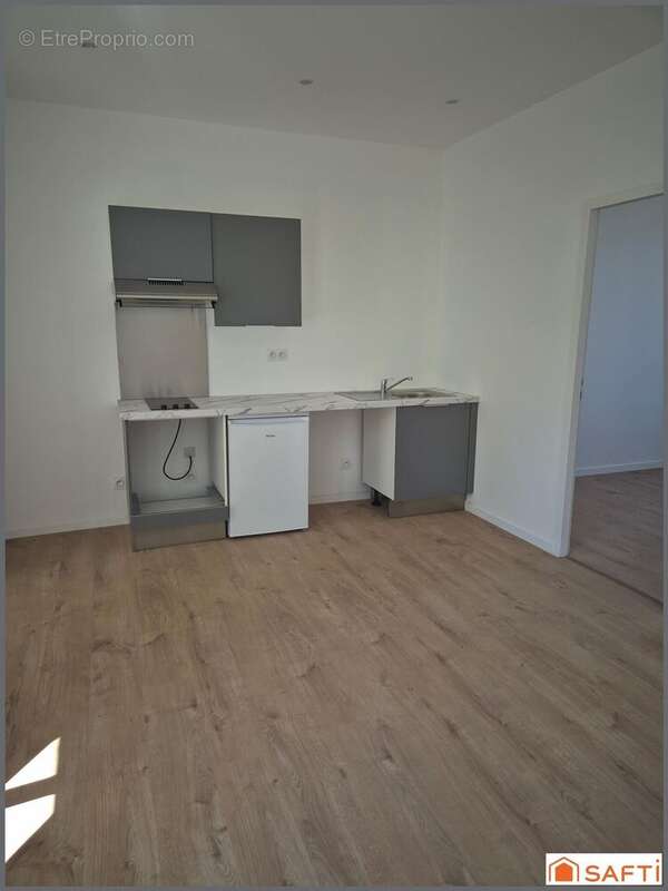 Photo 2 - Appartement à LYON-8E