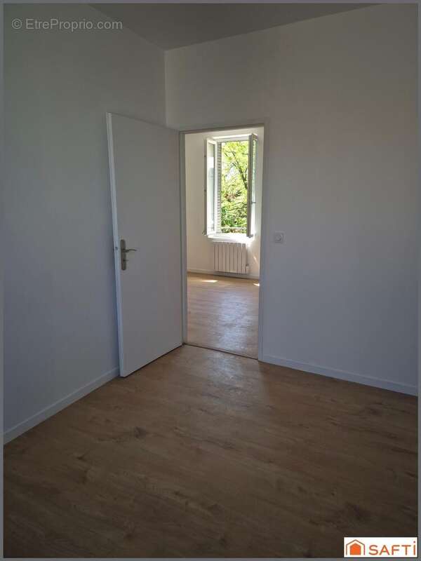 Photo 6 - Appartement à LYON-8E