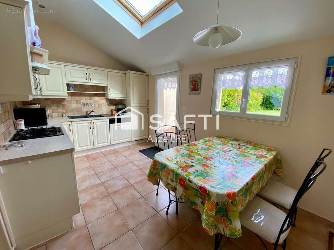 Photo 3 - Maison à LEZARDRIEUX