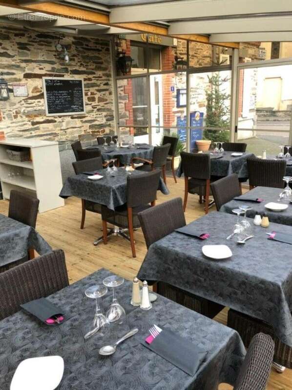 Photo 3 - Commerce à SAFFRE