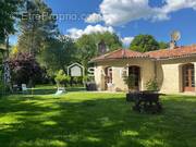 Photo 1 - Maison à BARBEZIEUX-SAINT-HILAIRE