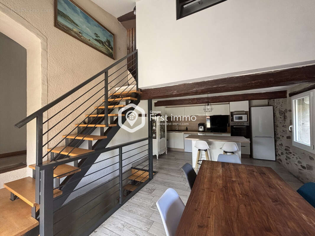 Maison à SAINT-MICHEL-DE-LLOTES