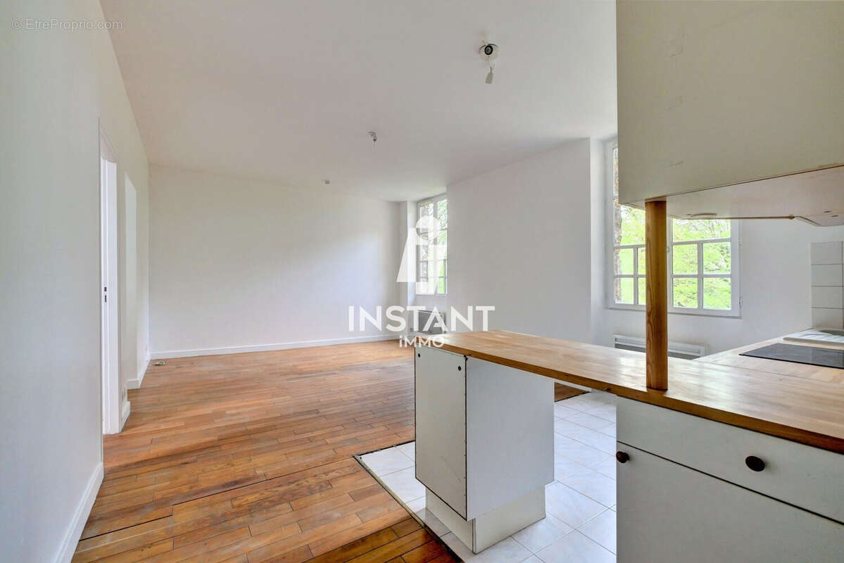 Appartement à LIMEIL-BREVANNES