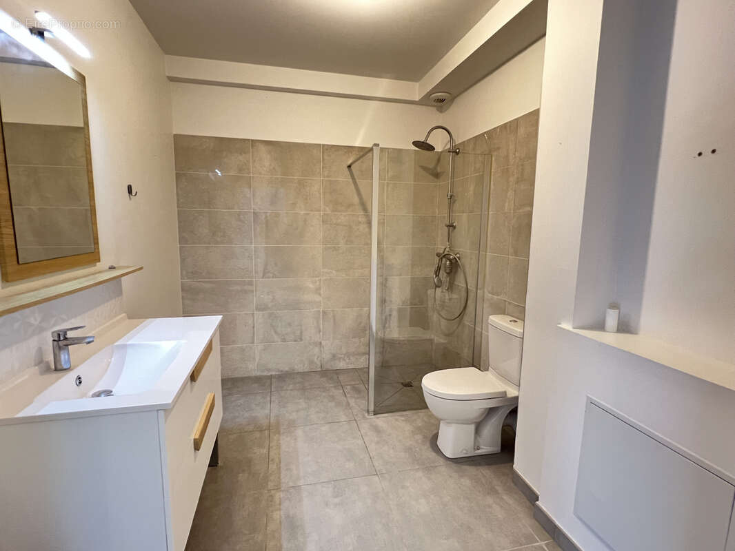 Appartement à CHECY