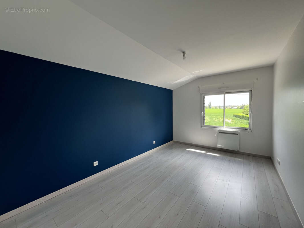 Appartement à CHECY